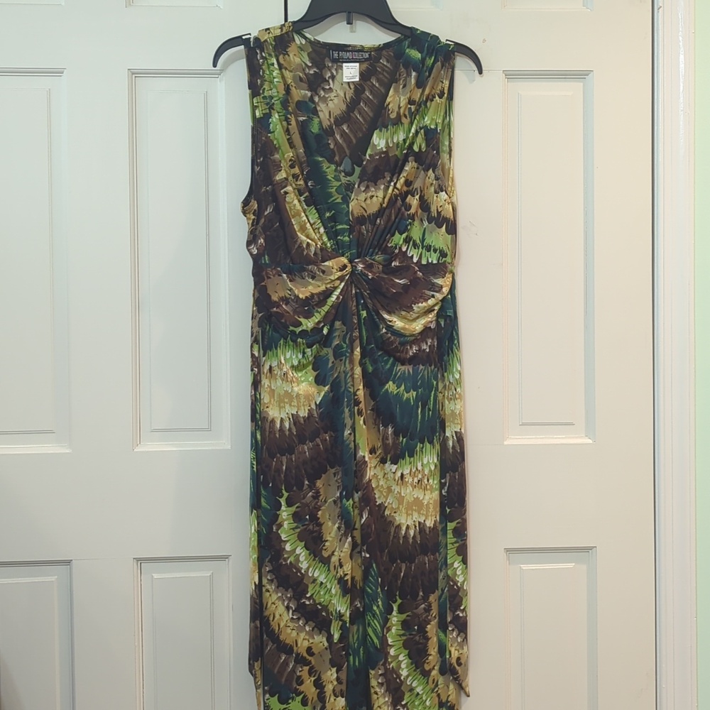 The Pyramid Collection Dress